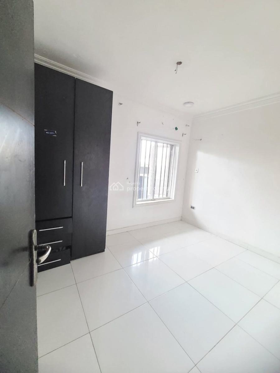 Spacious Room Self Contain in a Shared Apartment, Thera Peace Estate, Sangotedo, Ajah, Lagos, Self Contain (single Rooms) for Rent