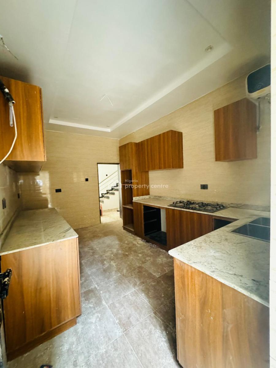 Lovely 4 Bedroom Semi Detached Duplex with Bq, Gra, Magodo, Lagos, Semi-detached Duplex for Sale