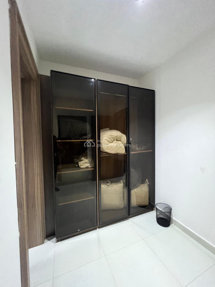 Furnished 2 Bedroom Apartments with Swimming Pool and Gym, Lekki Phase 1, Lekki, Lagos, Flat / Apartment for Sale
