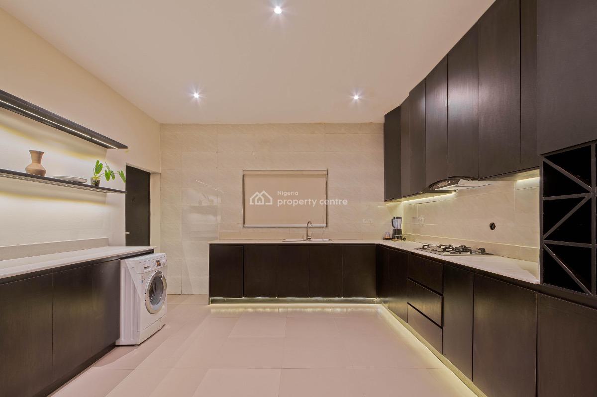 Luxury 3 Bedroom Apartment with Swimming Pool, Lekki Phase 1, Lekki, Lagos, Flat / Apartment Short Let