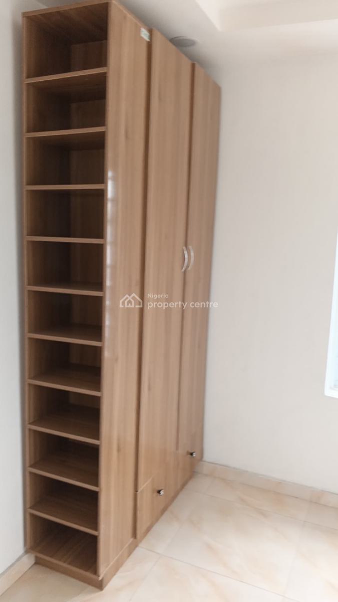 2 Bedroom Terrace, Sura, Lagos Island, Lagos, Flat / Apartment for Sale