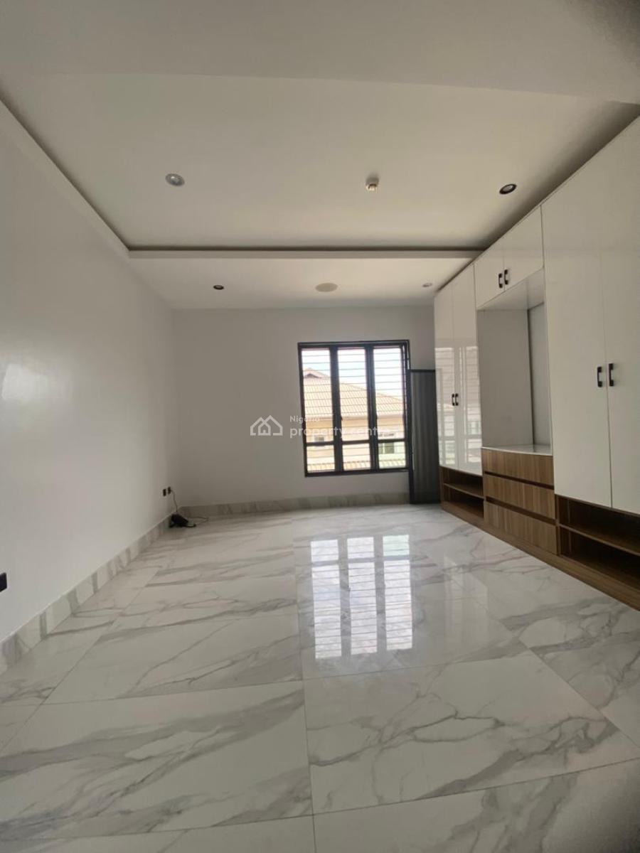 Finished 5 Bedroom Detached House with 2 Rooms Bq & Swimming Pool., Lekki Phase 1, Lekki, Lagos, Detached Duplex for Rent