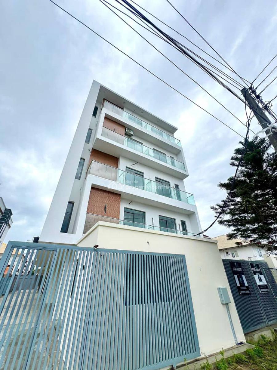3 Bedroom Apartment with an Open Plan Kitchen + Rooftop Swimming Pool, Lekki Phase 1, Lekki, Lagos, Flat / Apartment for Sale