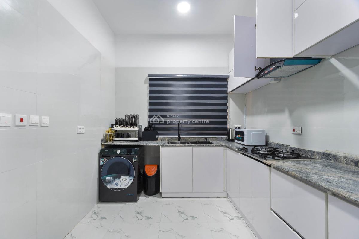 Spacious Living, Modern Amenities, and Prime Location -- The Perfect, Lekki, Lagos, Flat / Apartment Short Let