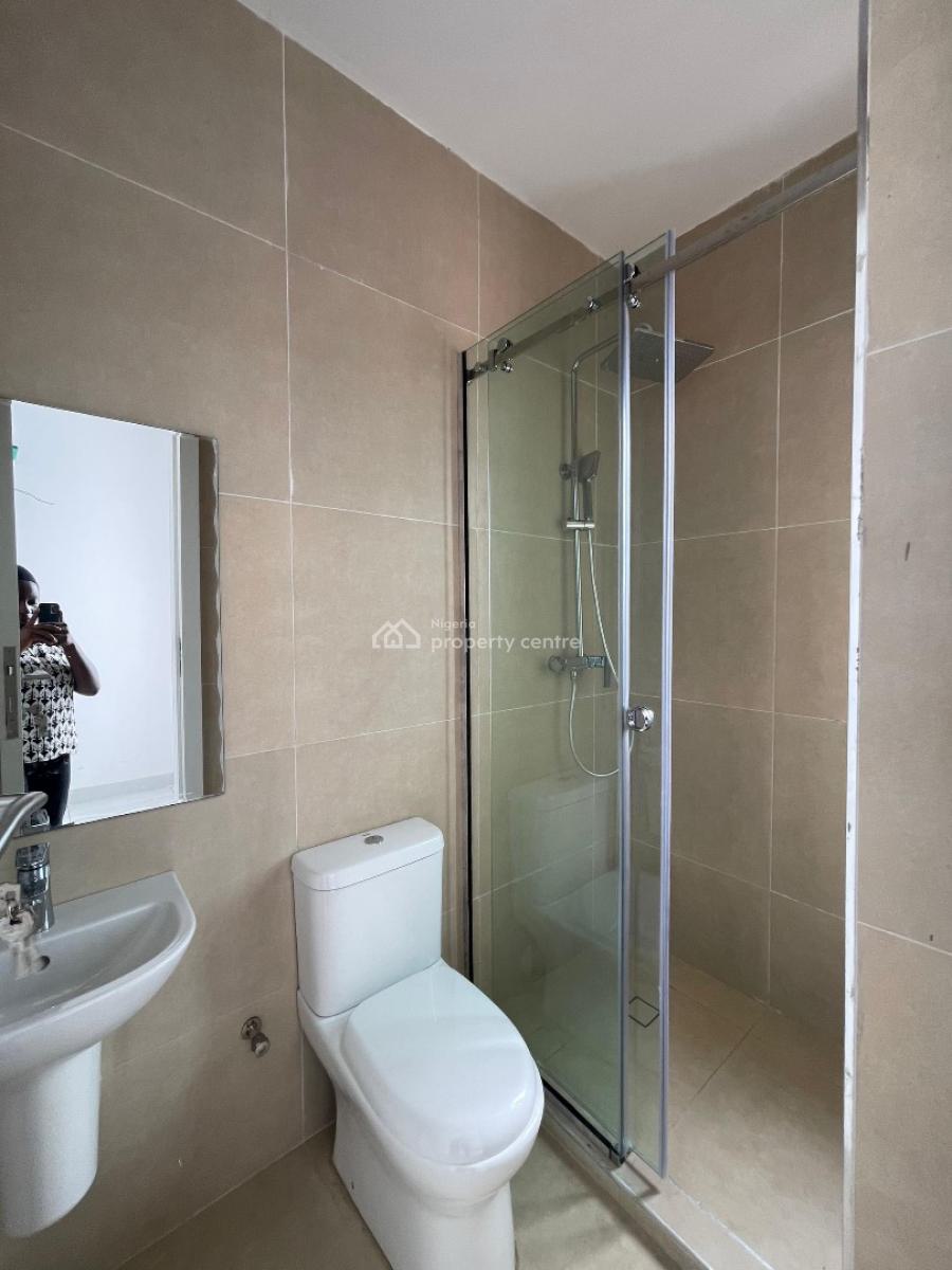 Luxury 3-bedroom Apartment with Rooftop Pool & Elevator, Lekki Phase 1, Lekki, Lagos, Flat / Apartment for Sale