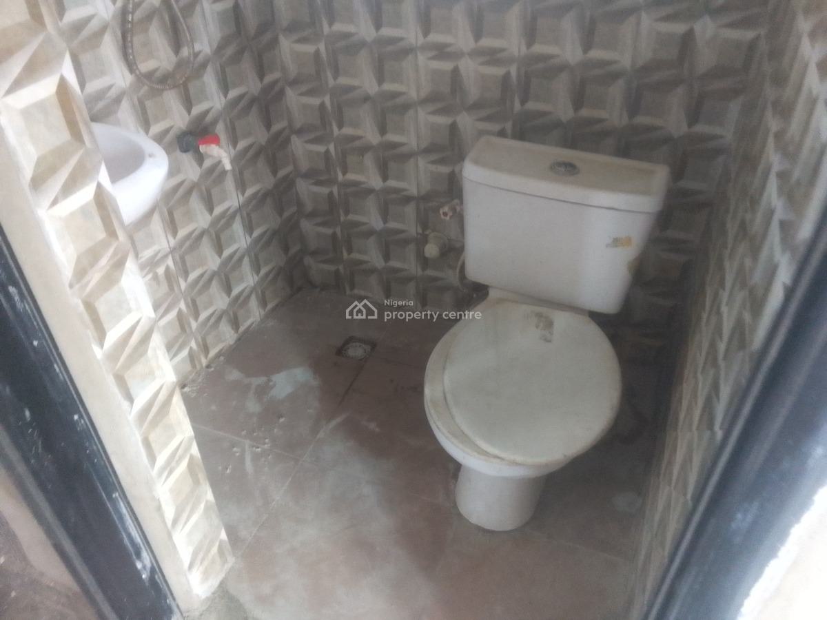 Luxury Selfcon with Excellent Features, Victory Estate Rd, Ogombo, Ajah, Lagos, Self Contain (single Rooms) for Rent