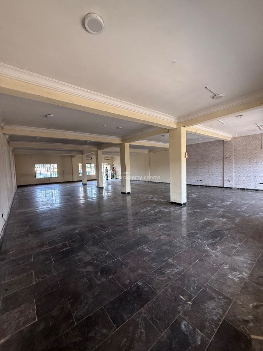 Spacious Luxurious Shop Space 200sqm Fully Serviced with Acs and Gen, Wuse 2, Wuse 2, Abuja, Shop for Rent