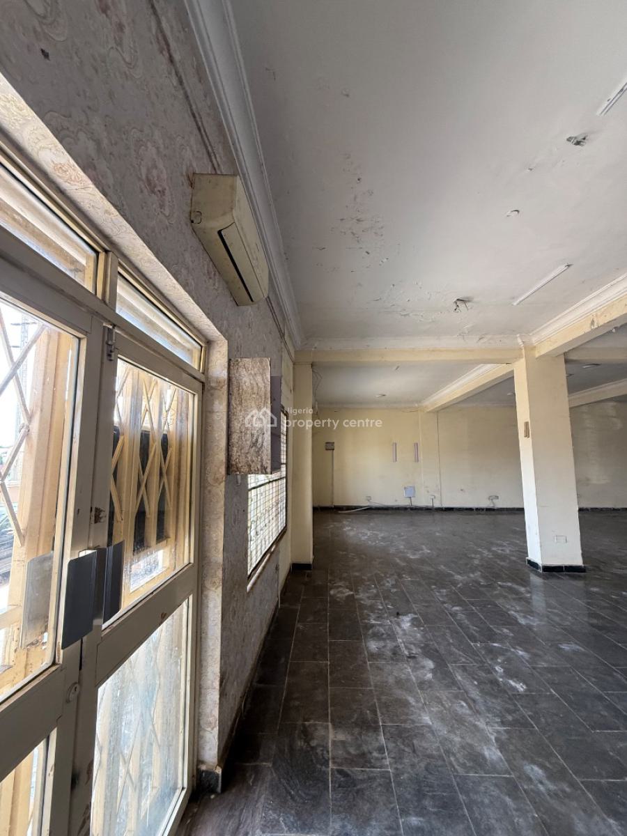 Spacious Luxurious Shop Space 200sqm Fully Serviced with Acs and Gen, Wuse 2, Wuse 2, Abuja, Shop for Rent