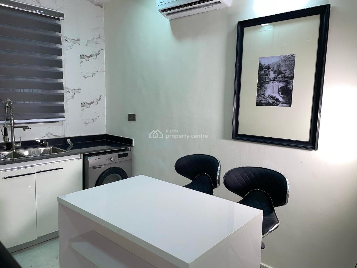 2 Bedroom Apartment, Ikeja Gra, Ikeja, Lagos, Flat / Apartment Short Let