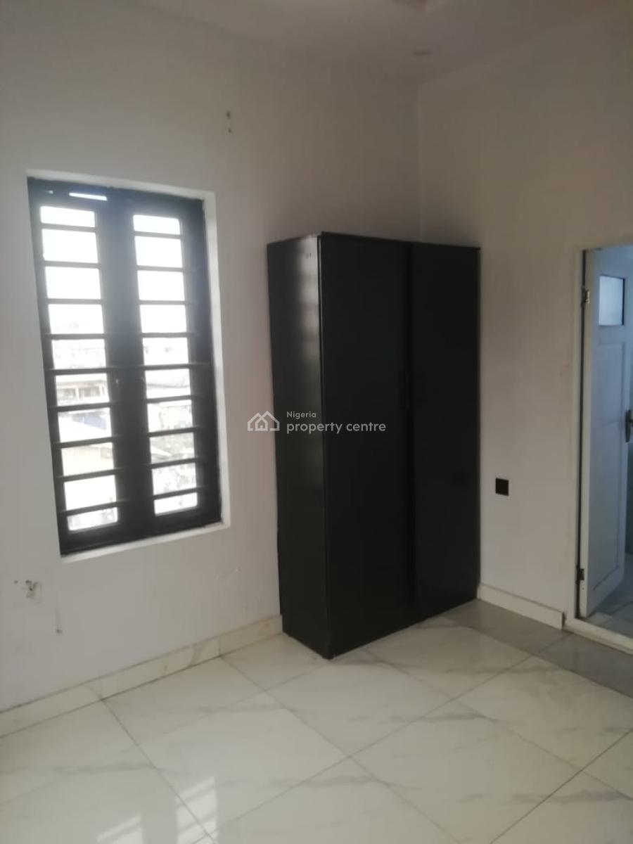 Two Bedrooms Upstairs, in a Calling Estate, Badore, Ajah, Lagos, House for Rent
