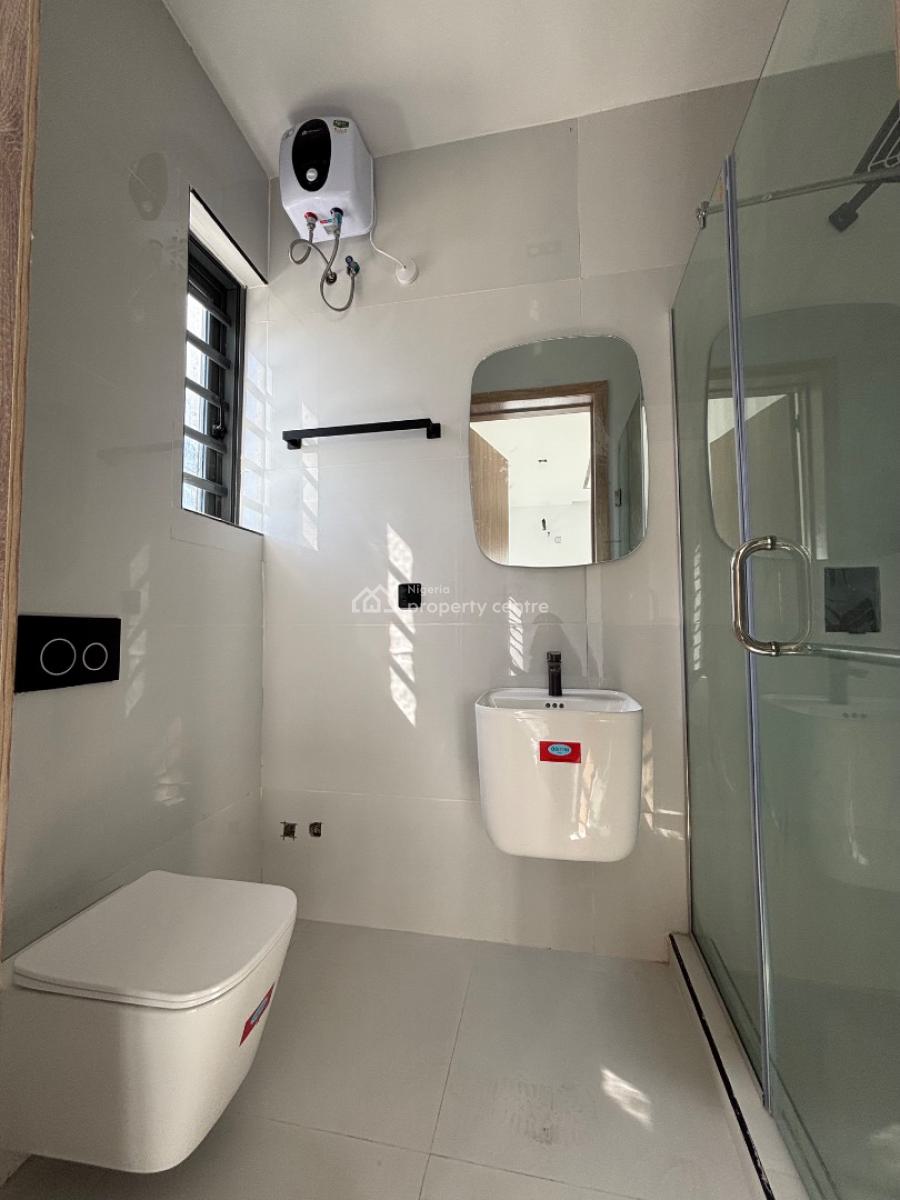 2 Bedroom Apartment with Gym and Swimming Pool, Ikate, Lekki, Ikate, Lekki, Lagos, Block of Flats for Sale