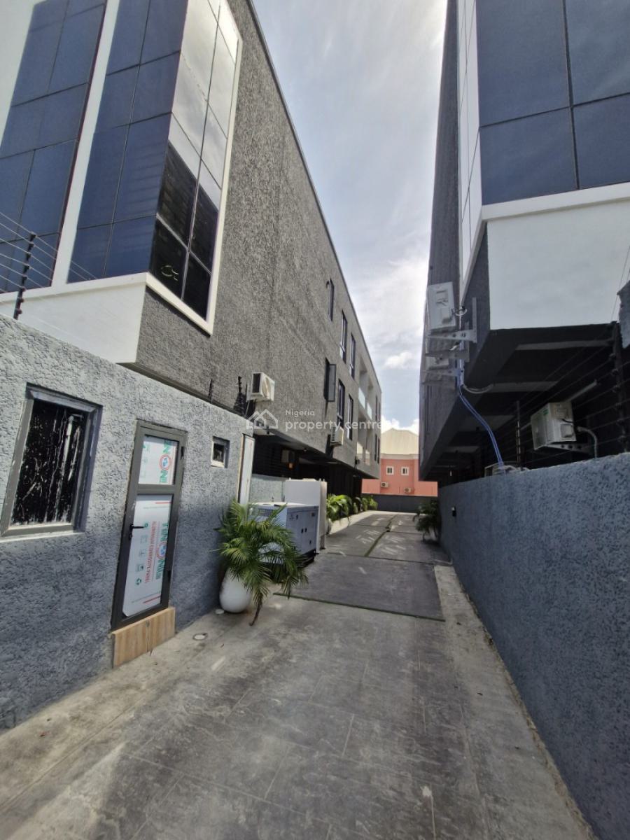 Prestigious 4-bedroom Terrace Duplex with Bq, Lekki Phase 1, Lekki, Lagos, Terraced Duplex for Sale