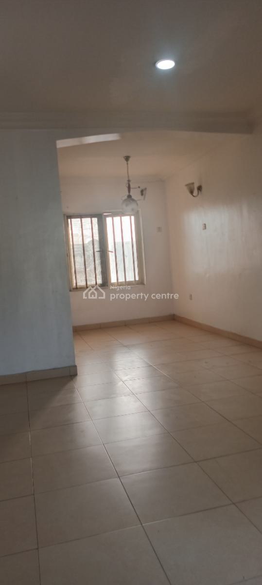 Now Available, Off Mobil Road Ilaje Ajah, Ilaje, Ajah, Lagos, Flat / Apartment for Rent