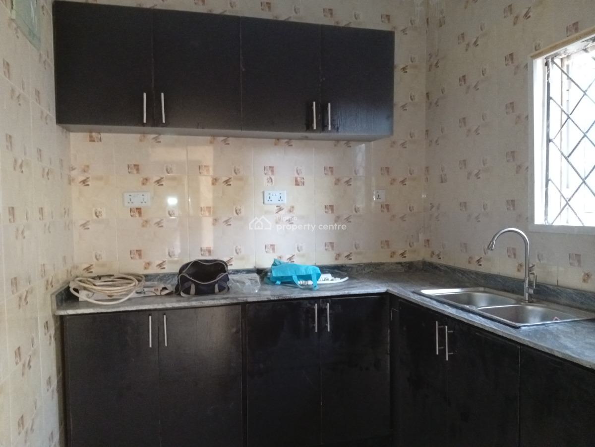 New Built 2 Bedroom Upstairs & Downstairs, Pop, Screeded Wall Prepaid, Off Estate Road Oyeshiku, Alapere, Ketu, Lagos, Flat / Apartment for Rent