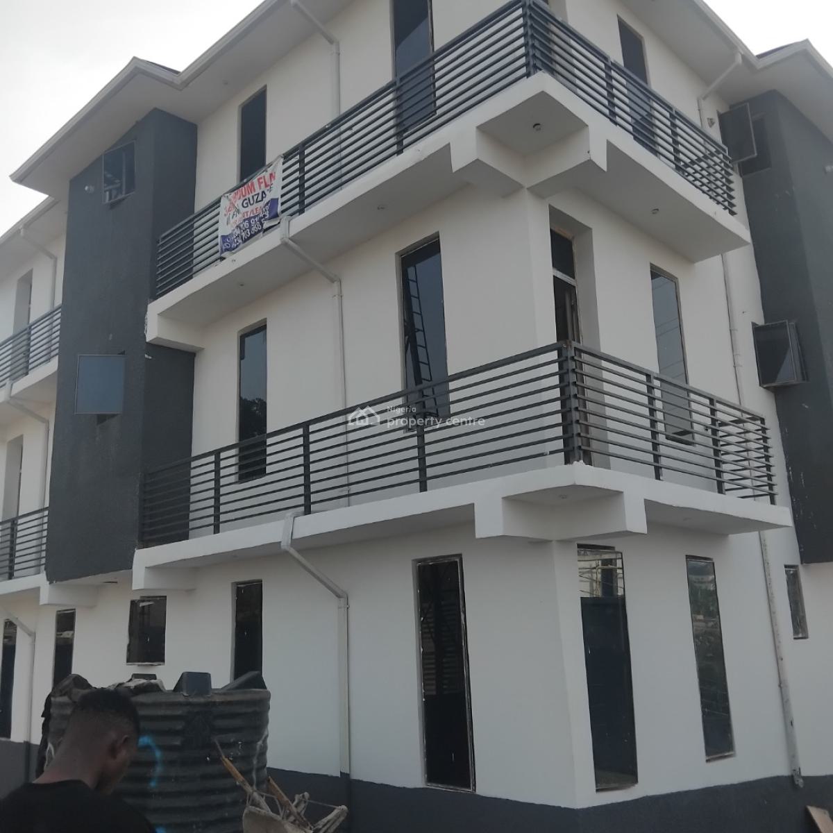 Luxury 3 Bedroom Guzape , Abuja Nigeria, Guzape in an Estate, Guzape District, Abuja, House for Rent