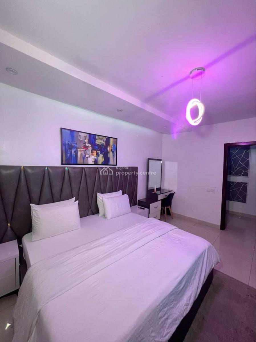 Fully Furnished & Serviced 2 Bedroom Apartment, Admiralty Way, Lekki Phase 1, Lekki, Lagos, Flat / Apartment for Rent
