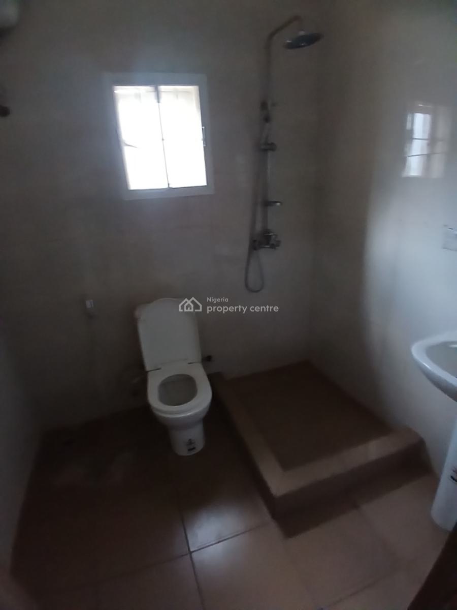 Well Renovated  4 Bedroom Terrace Duplex with 1room Bq, Guzape Abuja Diplomatic Zone, Guzape District, Abuja, Terraced Duplex for Rent