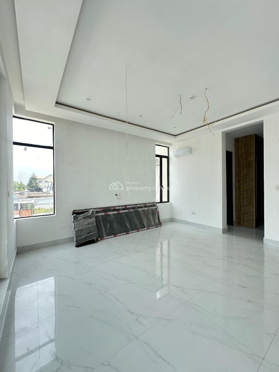 Exquisite 3 Bedroom Apartment with Swimming Pool and Gym, Lekki Phase 1, Lekki, Lagos, Flat / Apartment for Sale