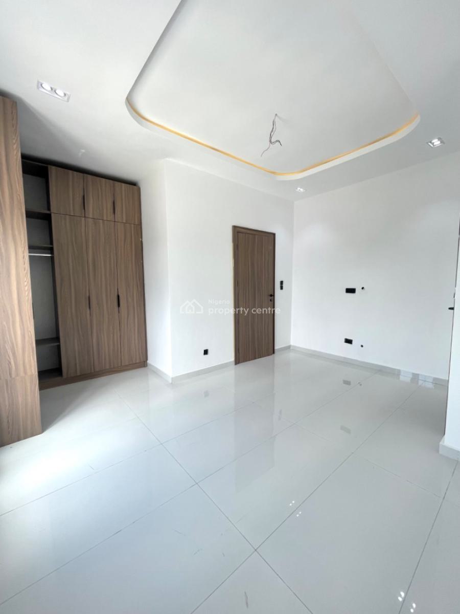 Luxury Special 4 Bedroom Maisonette, Lekki Phase 1, Lekki Phase 1, Lekki, Lagos, Flat / Apartment for Sale
