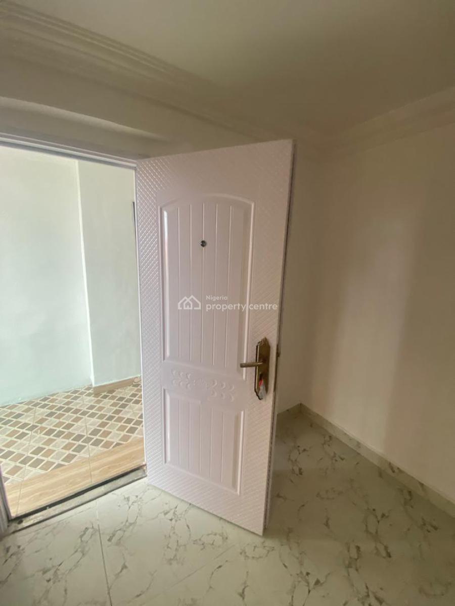 a Room and Parlour Penthouse Apartment, Behind Ocean Crest School Near Pinnacle Filling Station Lekki Right, Lekki Phase 1, Lekki, Lagos, Mini Flat (room and Parlour) for Rent