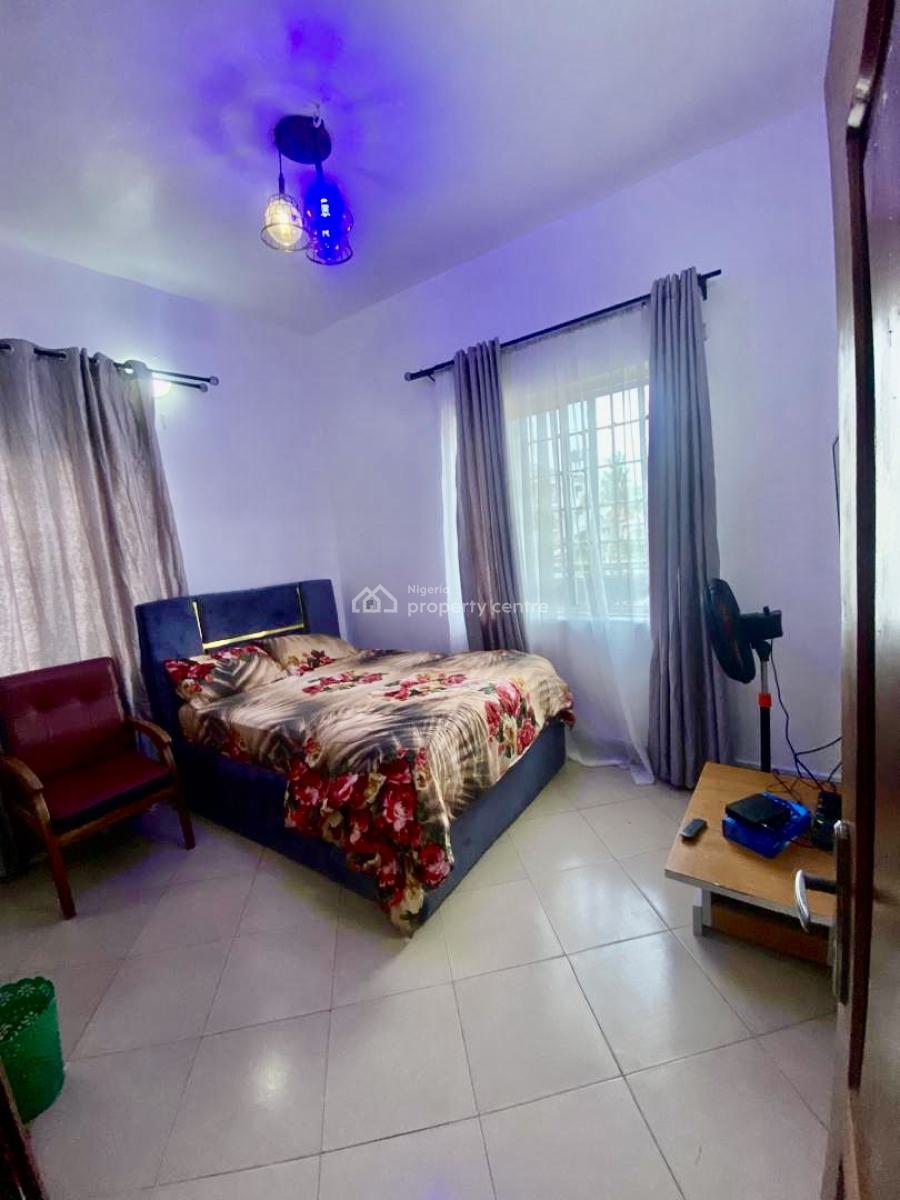 Self Con Upstairs, Good Estate & Walkabe to Express, Lbs, Sangotedo, Ajah, Lagos, Self Contain (single Rooms) for Rent