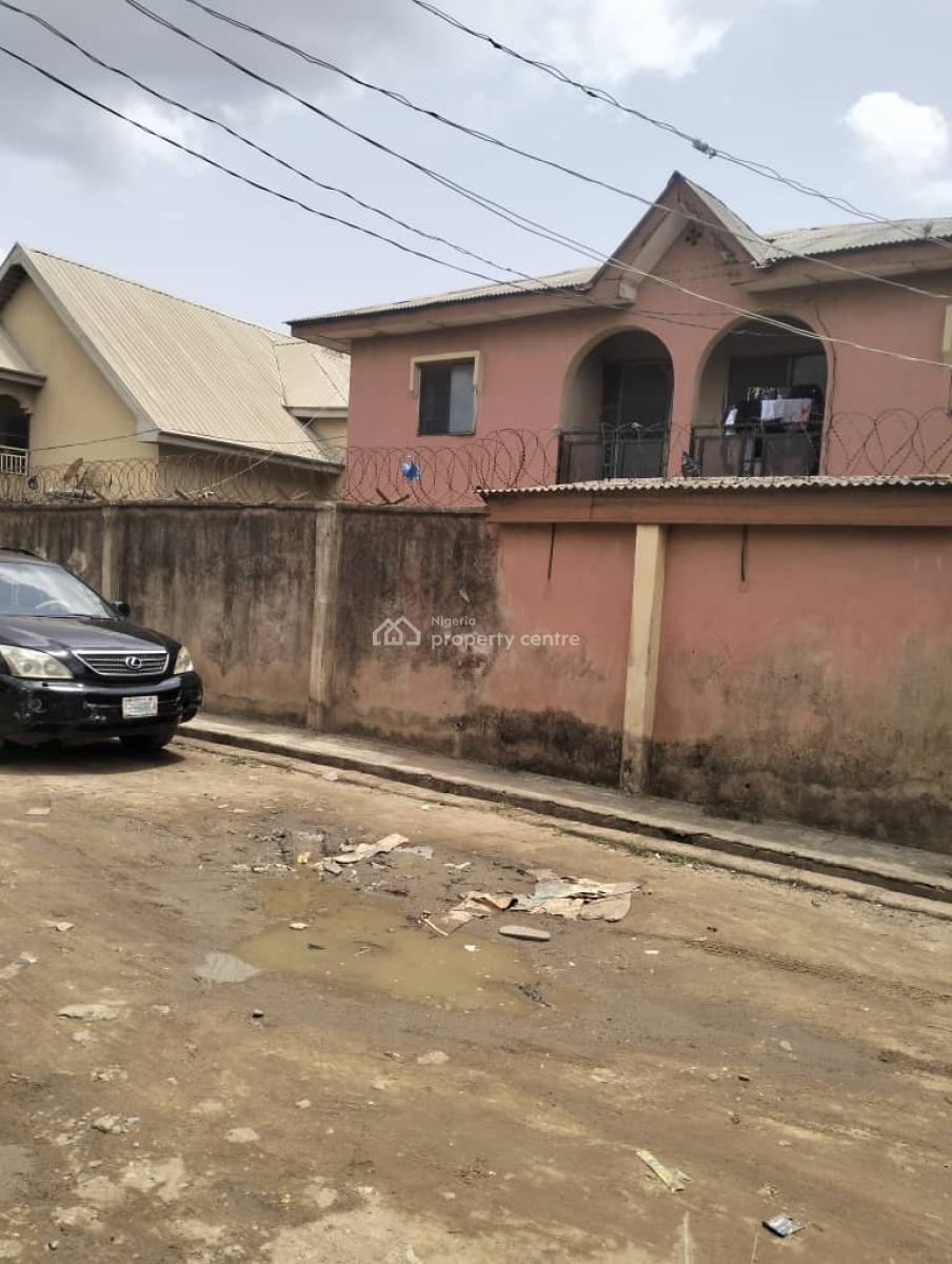 6 Units 3bedroom Flats,  4units 3bedroom Flats in Front and 2units 3b, Memodu Bada Street Governors Rd Ikotun Lagos...  Price 85m Kel, Ikotun, Lagos, Block of Flats for Sale