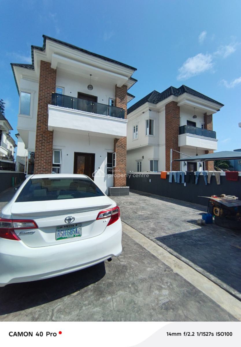 a Very Big Studio Apartment in Chevron, Chevy View Estate, Lekki, Lagos, Self Contain (single Rooms) for Rent