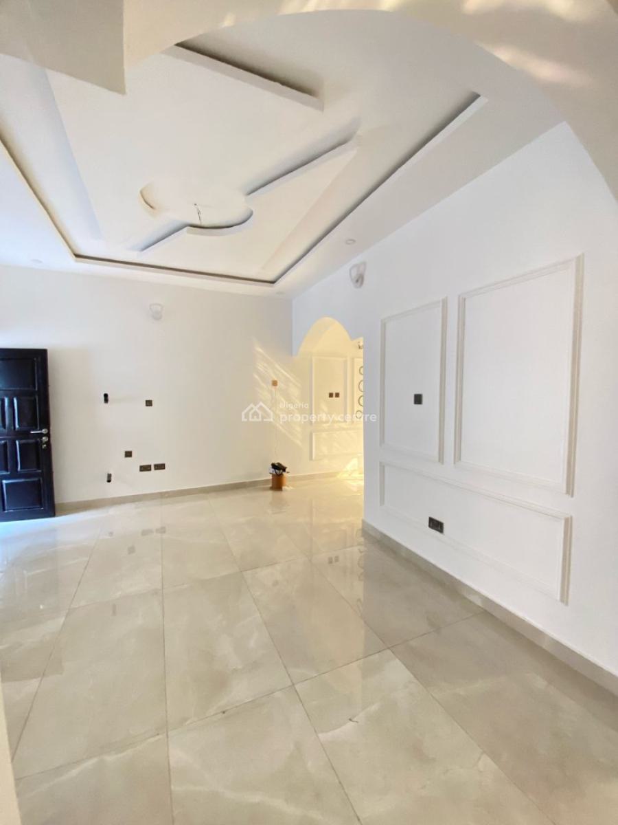 Newly Built 2 Bedroom Apartment, Lekki Phase 1, Lekki, Lagos, Flat / Apartment for Rent