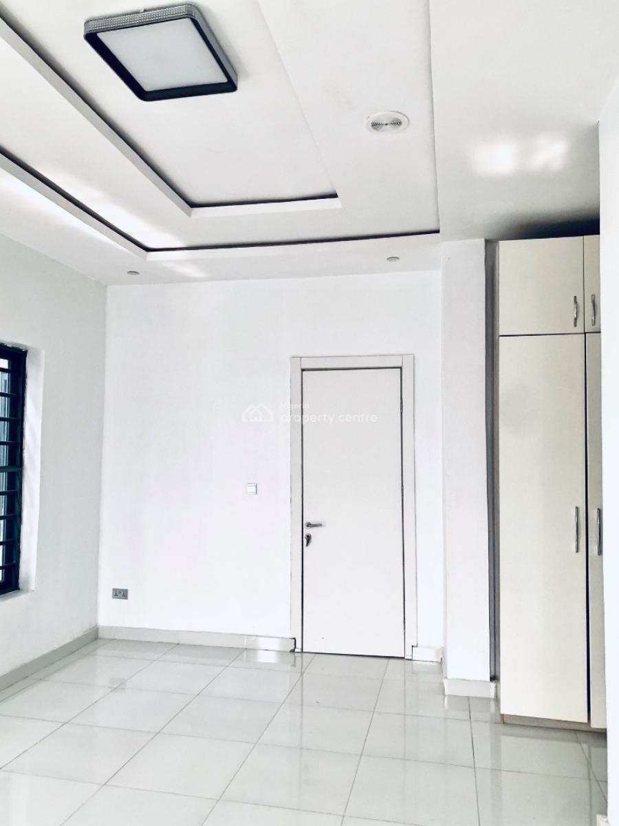 Easy Maintenance Living - Modern 4-bedroom Family Home, Ikota, Lekki, Lagos, Semi-detached Duplex for Sale