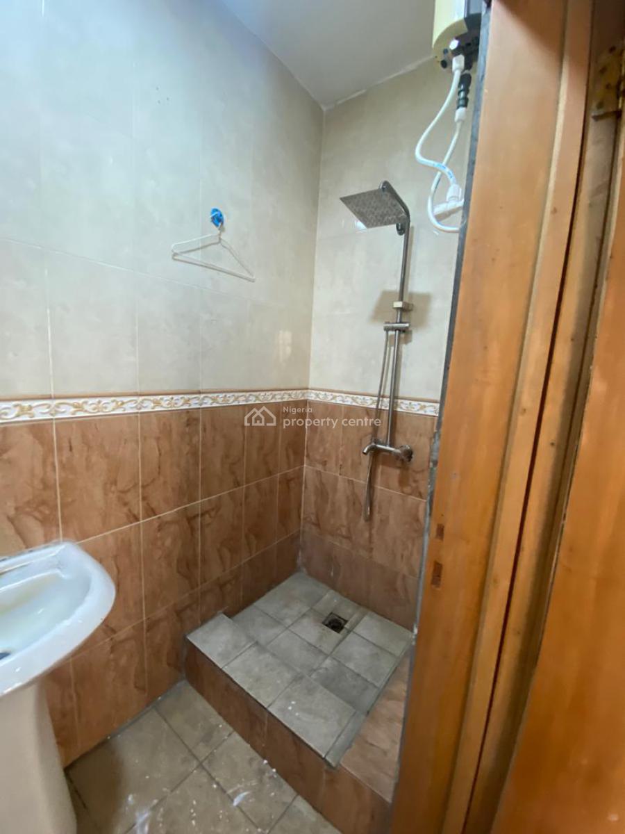 Beautiful Spacious Well Maintained 4bedrooms Semi Detached Duplex, Lekki Phase 1, Lekki, Lagos, Semi-detached Duplex for Rent