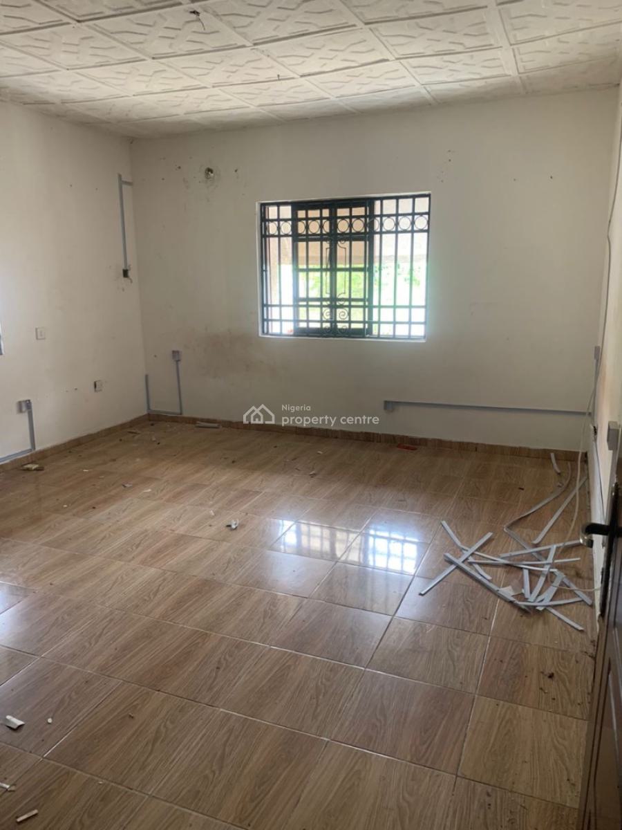 Spacious 3 Bedroom Apartment, Lekki Phase 1, Lekki, Lagos, Flat / Apartment for Rent
