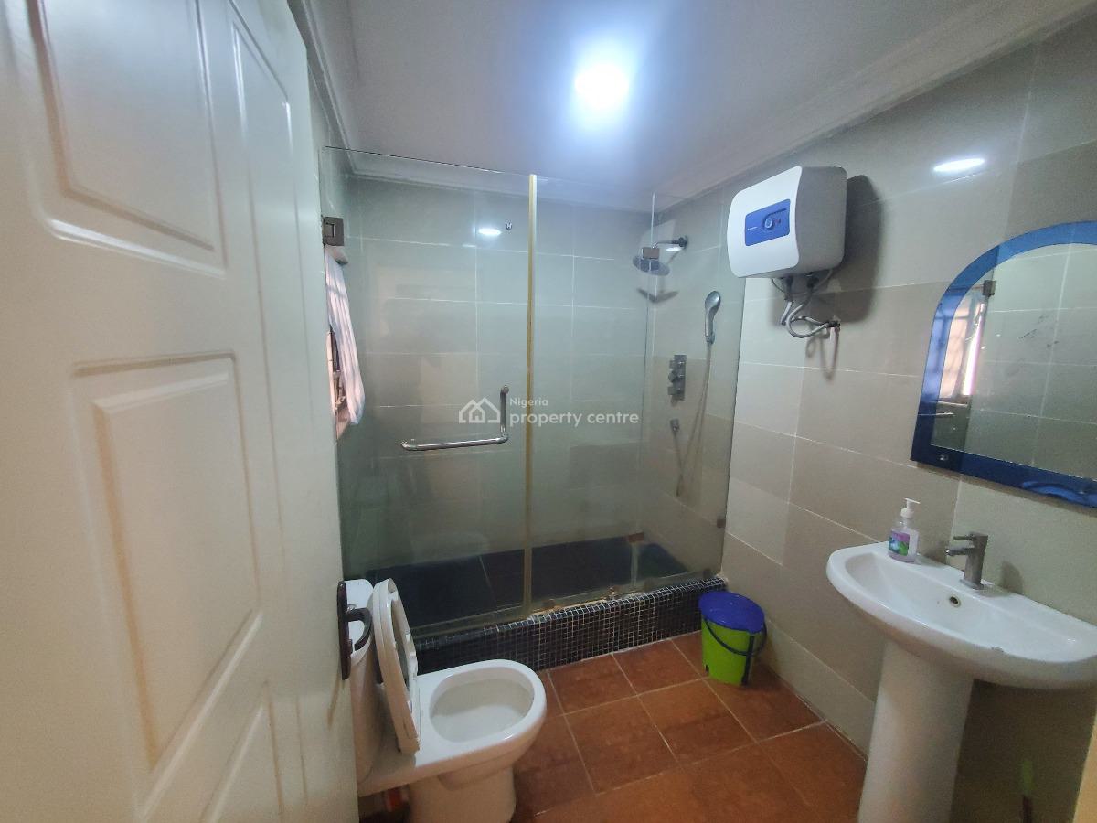 Well Maintained 4-bedroom Penthouse with Bq, Lekki Phase 1, Lekki, Lagos, House for Rent