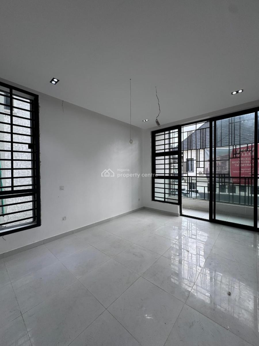 2 Bedroom Smart Home Apartments with Swimming Pool, and Gym, Ologoro, Lekki, Lagos, Block of Flats for Sale
