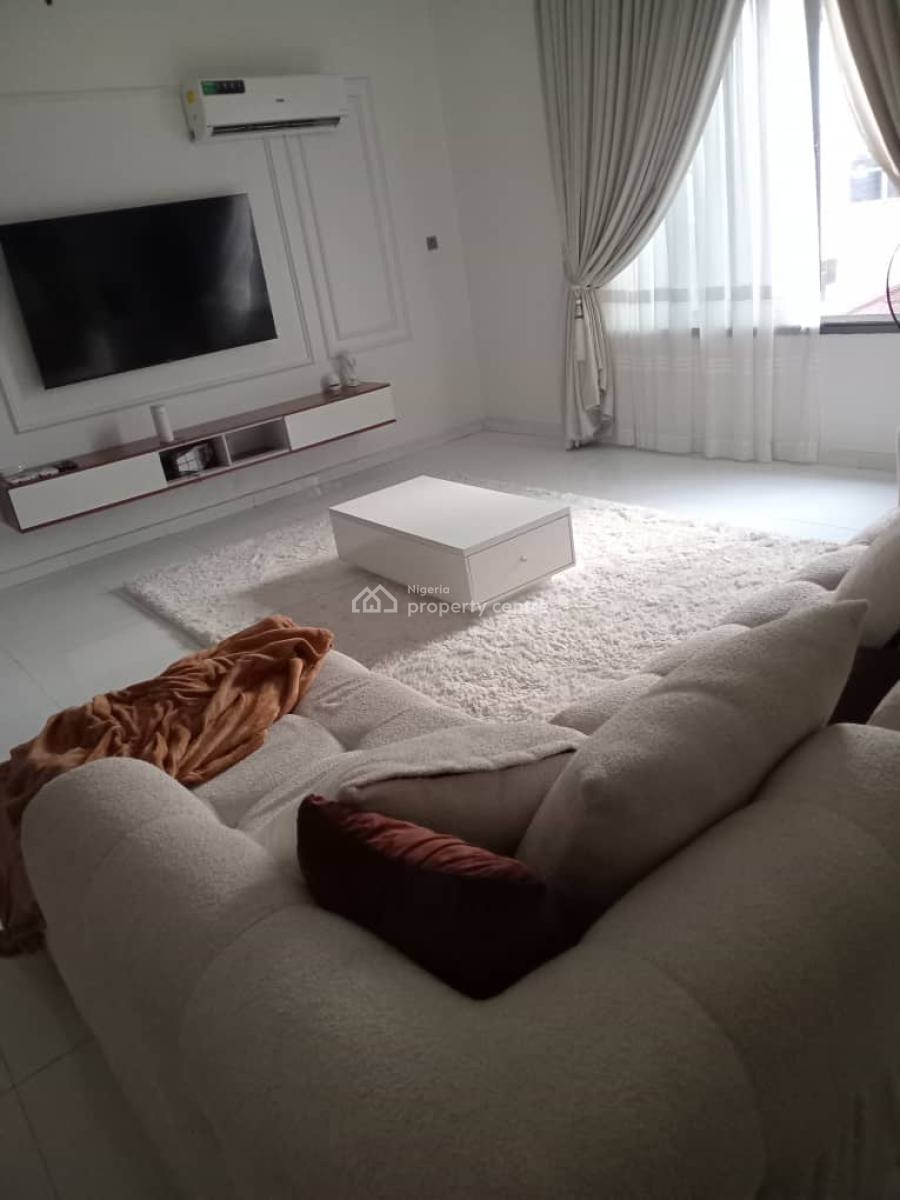 Tastefully Furnished 3-bedroom Apartment, Off Admiralty Way, Lekki Phase 1, Lekki, Lagos, Flat / Apartment for Rent