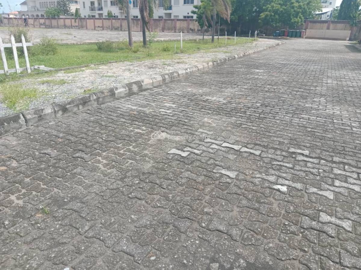 a Bare Land That Is Situable for Mass Development, Ikate, Lekki, Lagos, Mixed-use Land for Sale