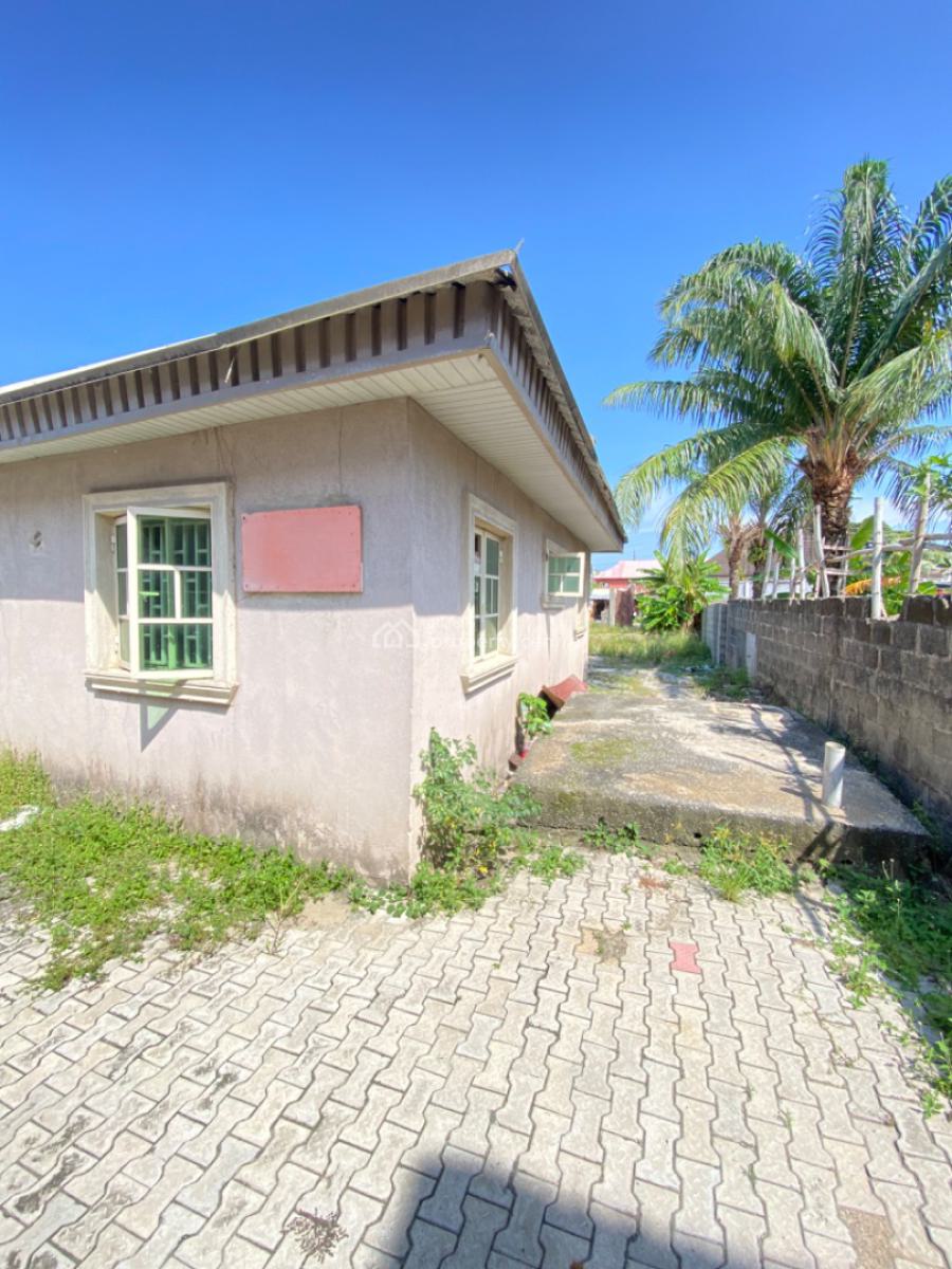 Old 3bedroom Bungalow on a Full Plot of Dryland, Bashorun Estate Majek Sangotedo, Sangotedo, Ajah, Lagos, Residential Land for Sale