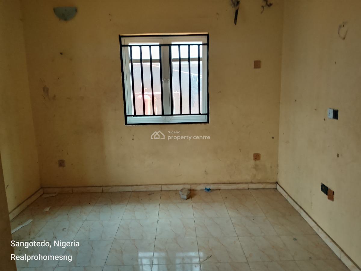 a Room in a Shared Apartment, United Estate, Sangotedo Ajah, Sangotedo, Ajah, Lagos, Self Contain (single Rooms) for Rent