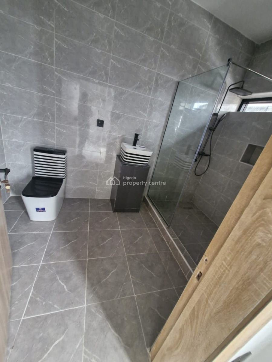 Classic 3 Bedroom Terrace with Bq, Ikota, Lekki, Lagos, Terraced Duplex for Sale