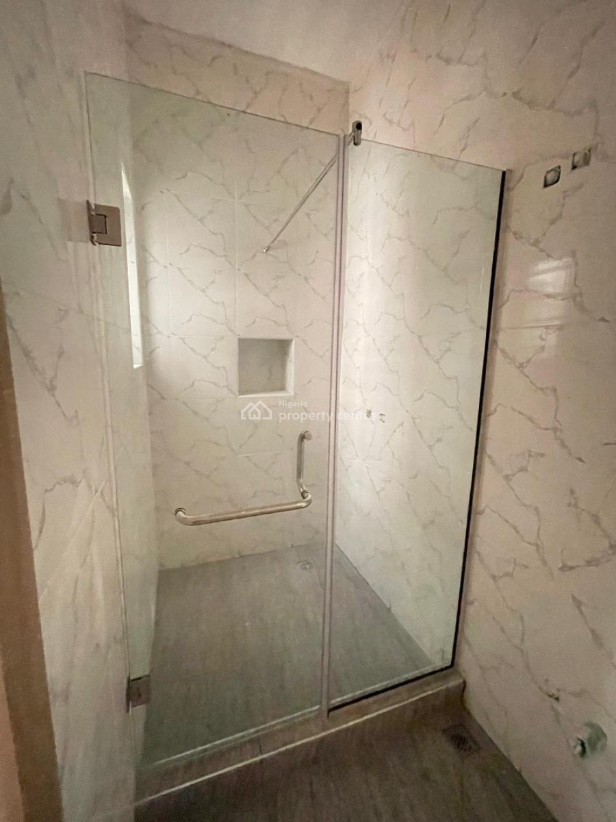 Luxury 3 Bedroom Apartment with Spacious Ensuite Rooms, Chevron Toll Gate, Lekki, Lagos, Flat / Apartment for Sale