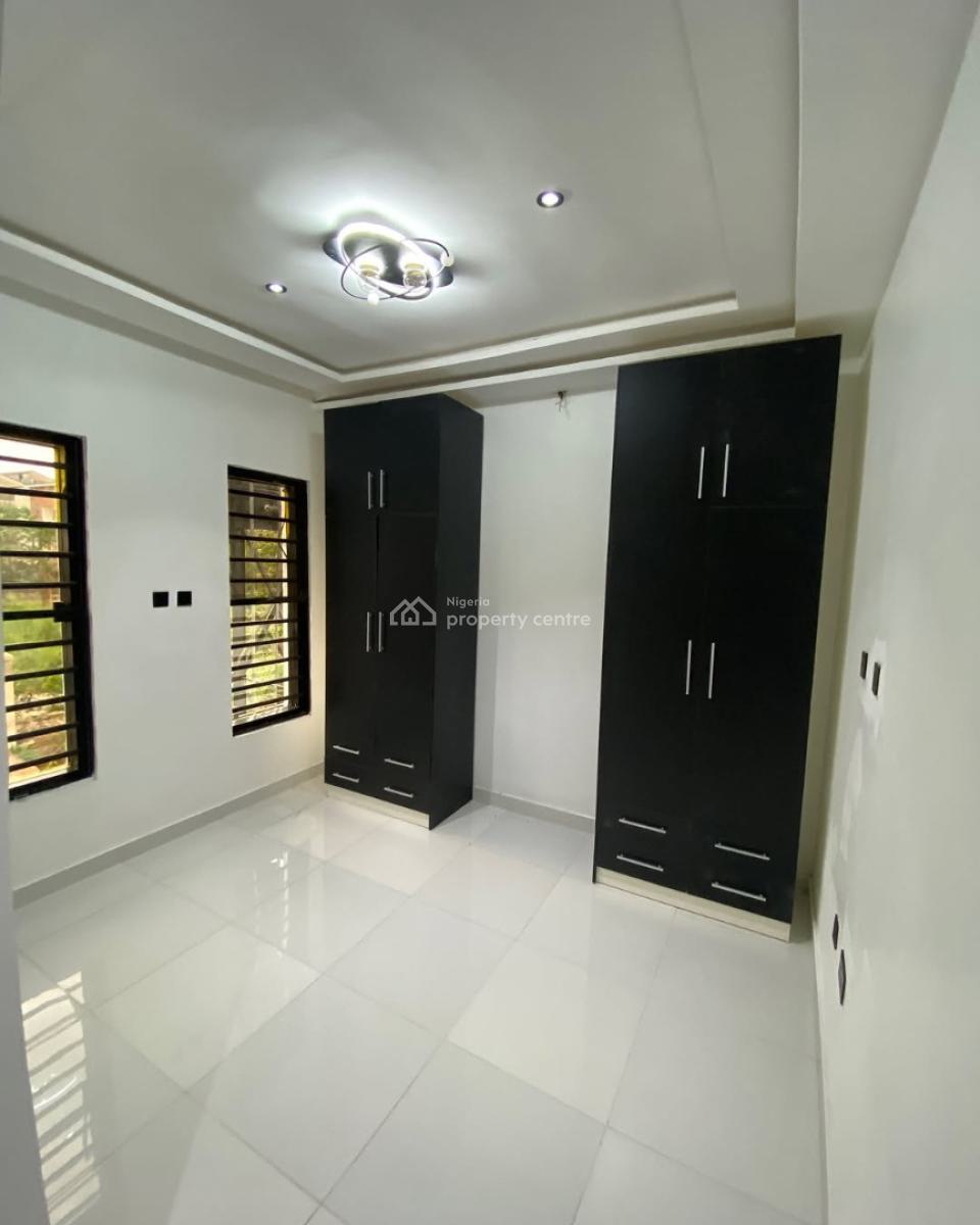 Four Bedroom Semi Detached Duplex with Bq, Ogui Road, Enugu, Enugu, Semi-detached Duplex for Sale