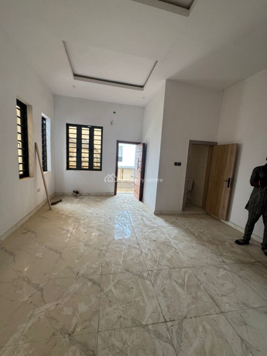 3bedroom Self Compound Duplex, Vgc, Lekki, Lagos, Detached Duplex for Rent