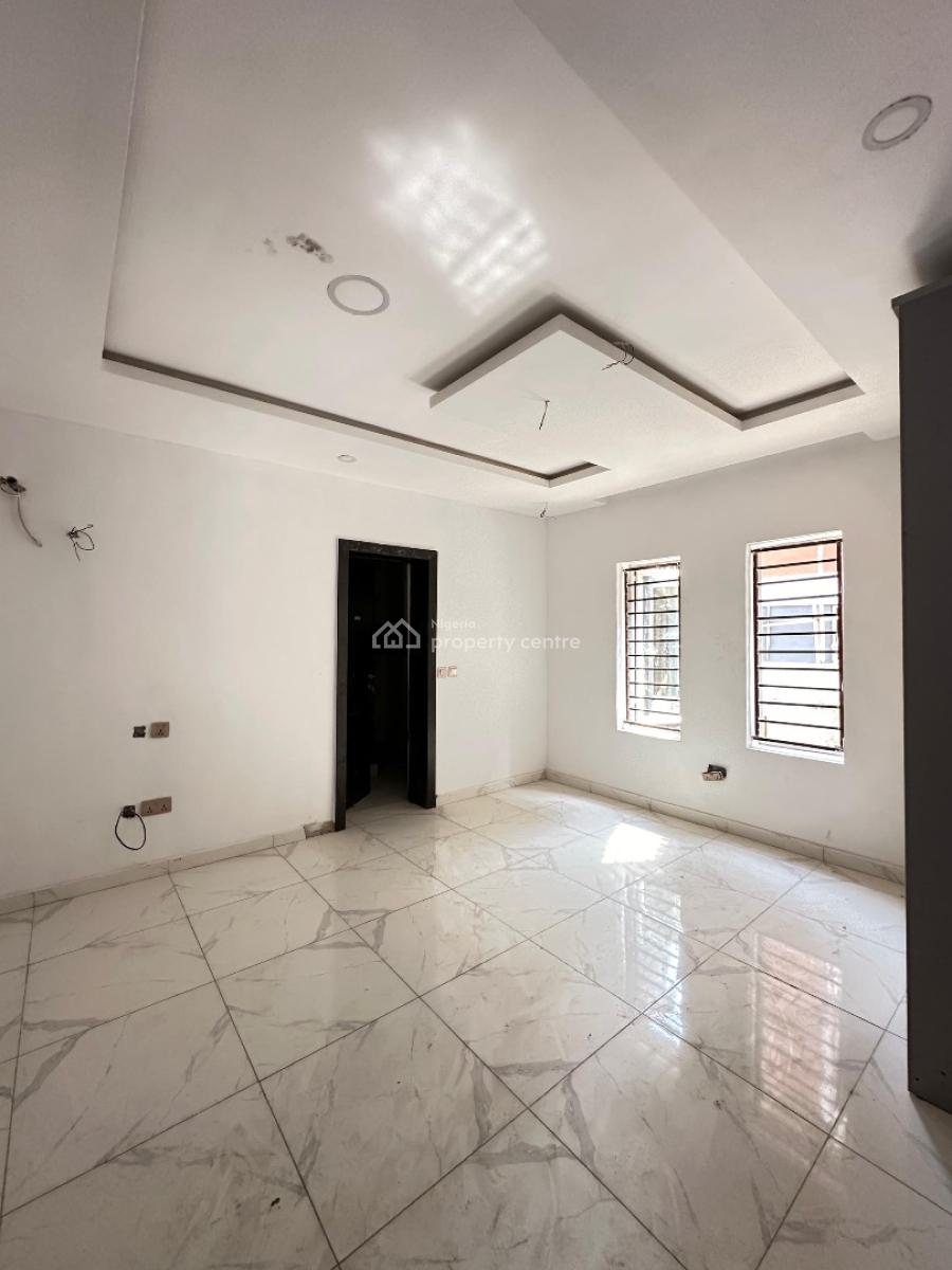 Exquisitely Built 2 Bedroom Apartment with Bq, Lekki Phase 1, Lekki, Lagos, House for Sale