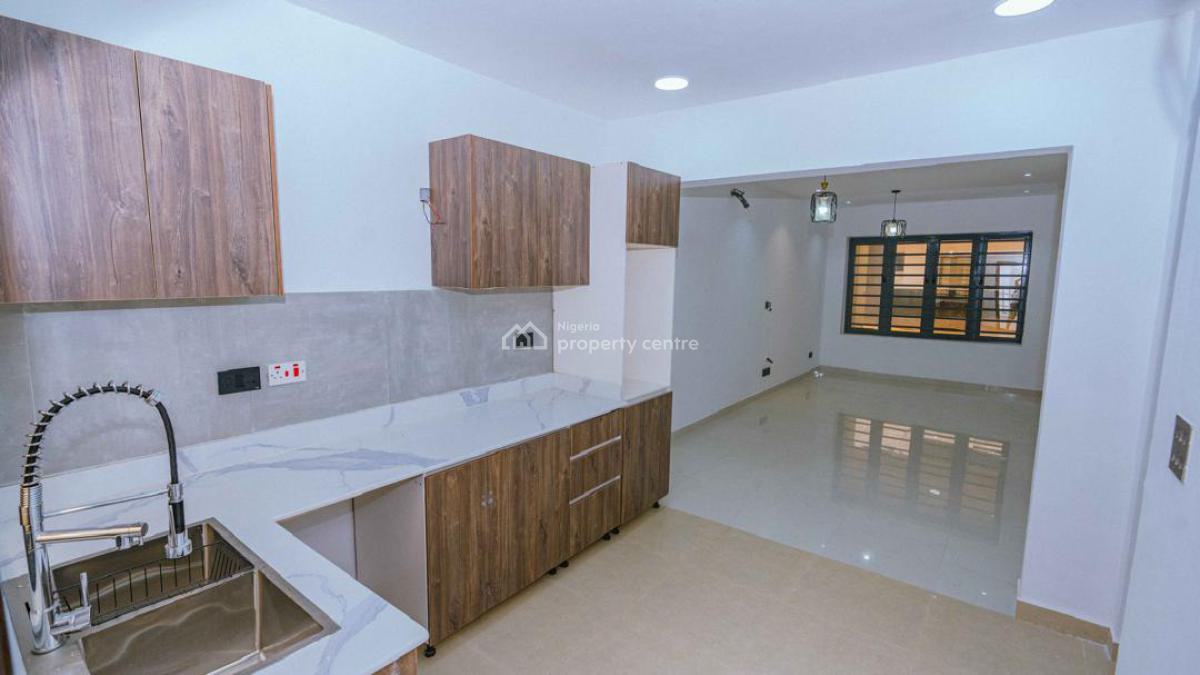 Well Maintained 3 Bedroom Terrace Duplex with 1bq, Ocean Bay Estate, Orchid Road, Lekki, Lagos, Terraced Duplex for Sale