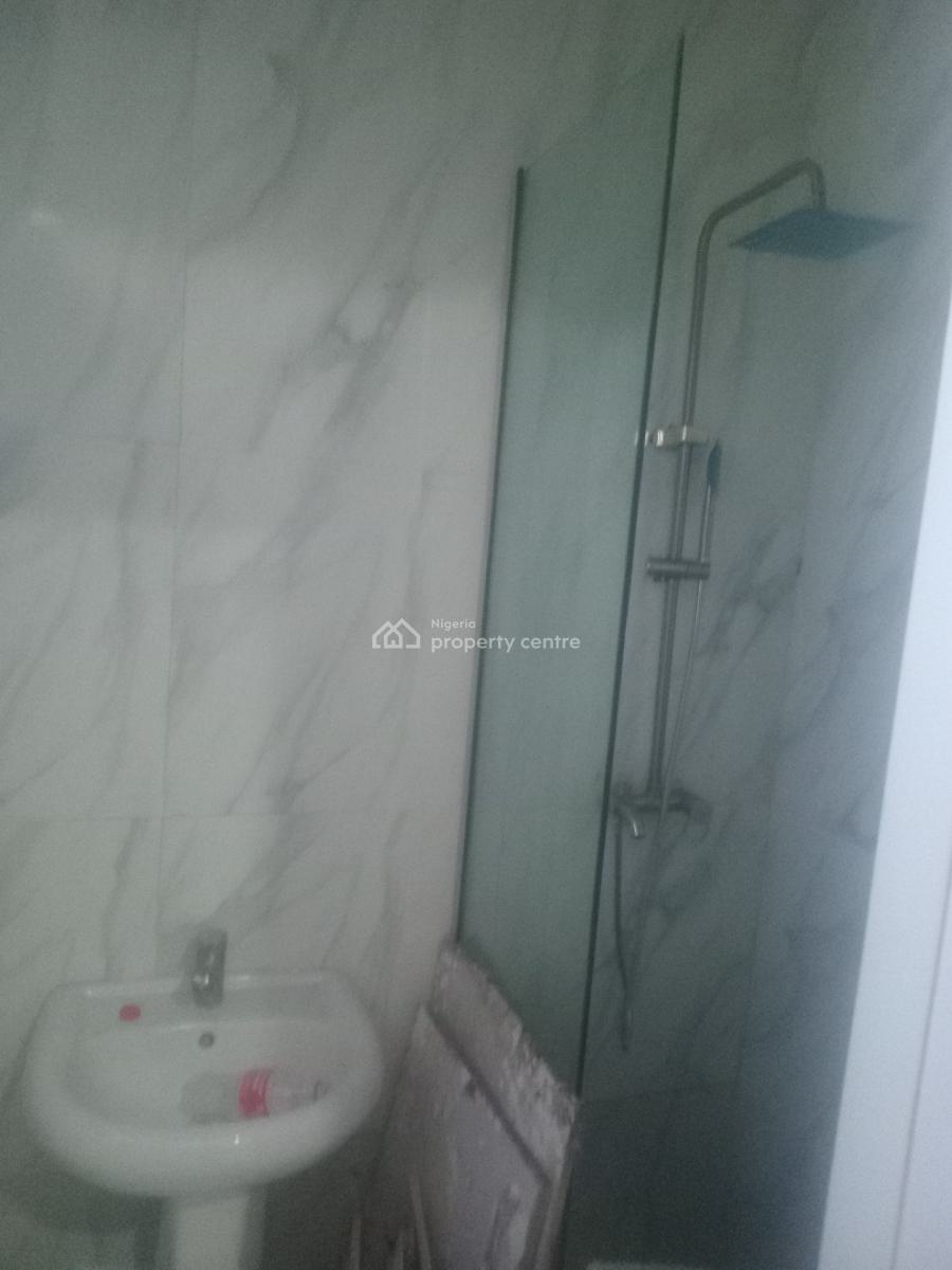 a Luxurious Standard Self Contained Apartment with Standard Shared Kitchen, Angle View Estate Chevron Alternative, Lekki, Lagos, Self Contain (single Rooms) for Rent