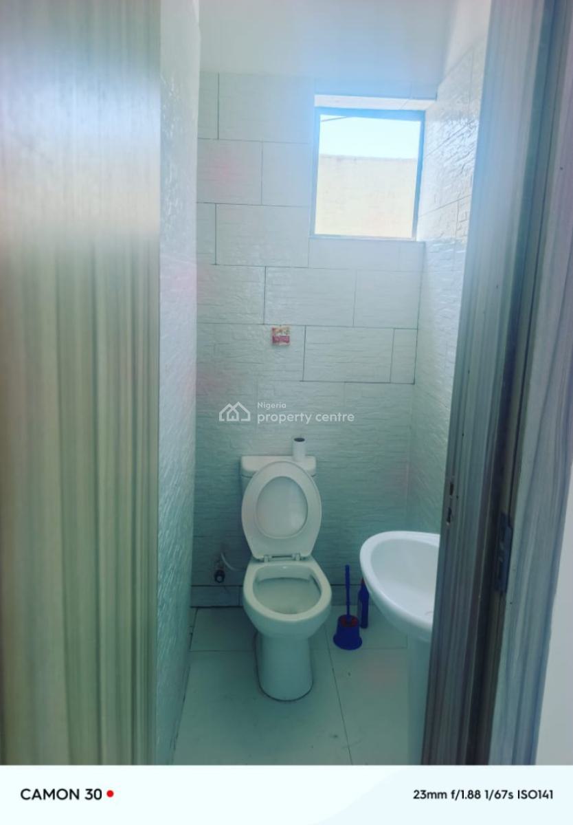 Sharp 2 Bedrooms Apartment, Upstairs, Orchid, After Roundabout, Lekki, Lagos, Flat / Apartment for Rent