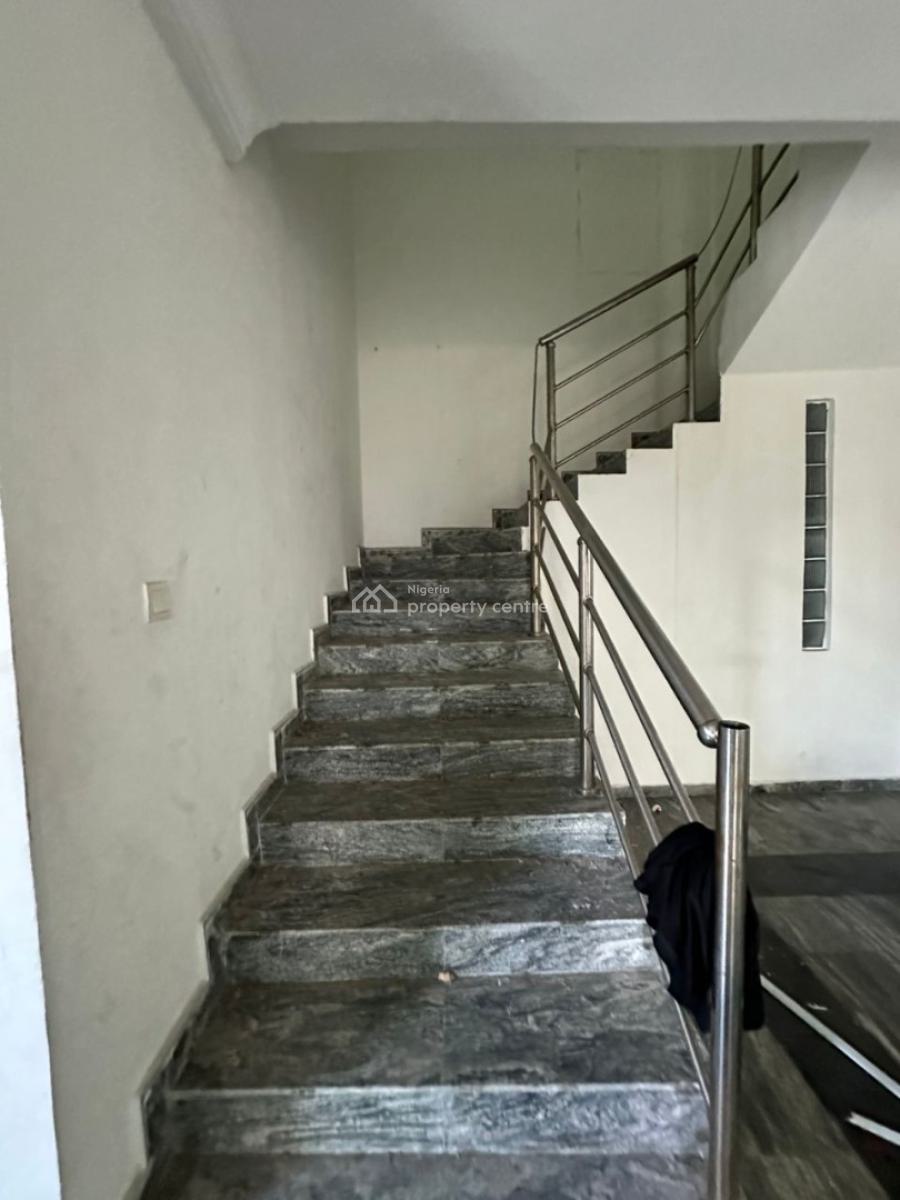 Four Bedrooms Semi Detached Duplex with a Bq., Lekki Phase 1, Lekki, Lagos, Semi-detached Duplex for Rent