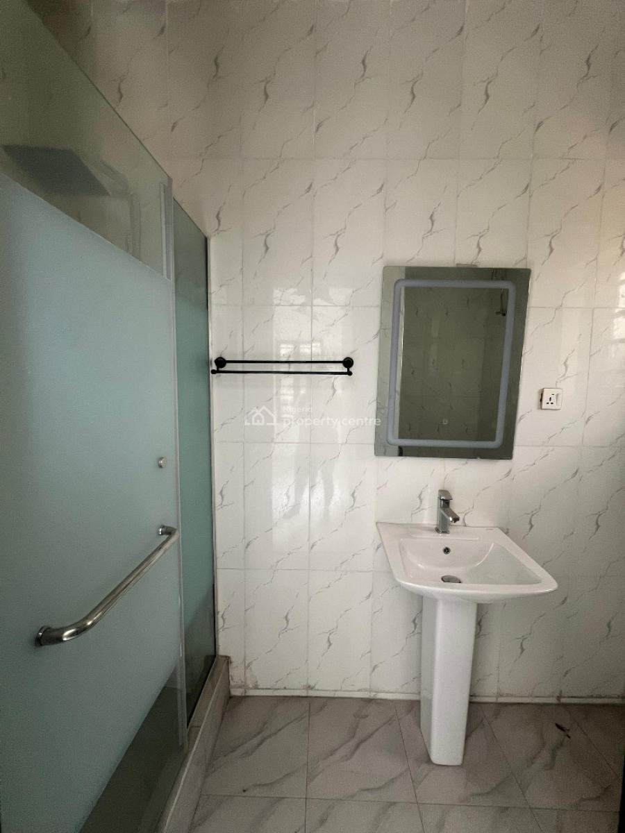 2-bedroom Apartment, Ologolo, Lekki, Lagos, Flat / Apartment for Sale
