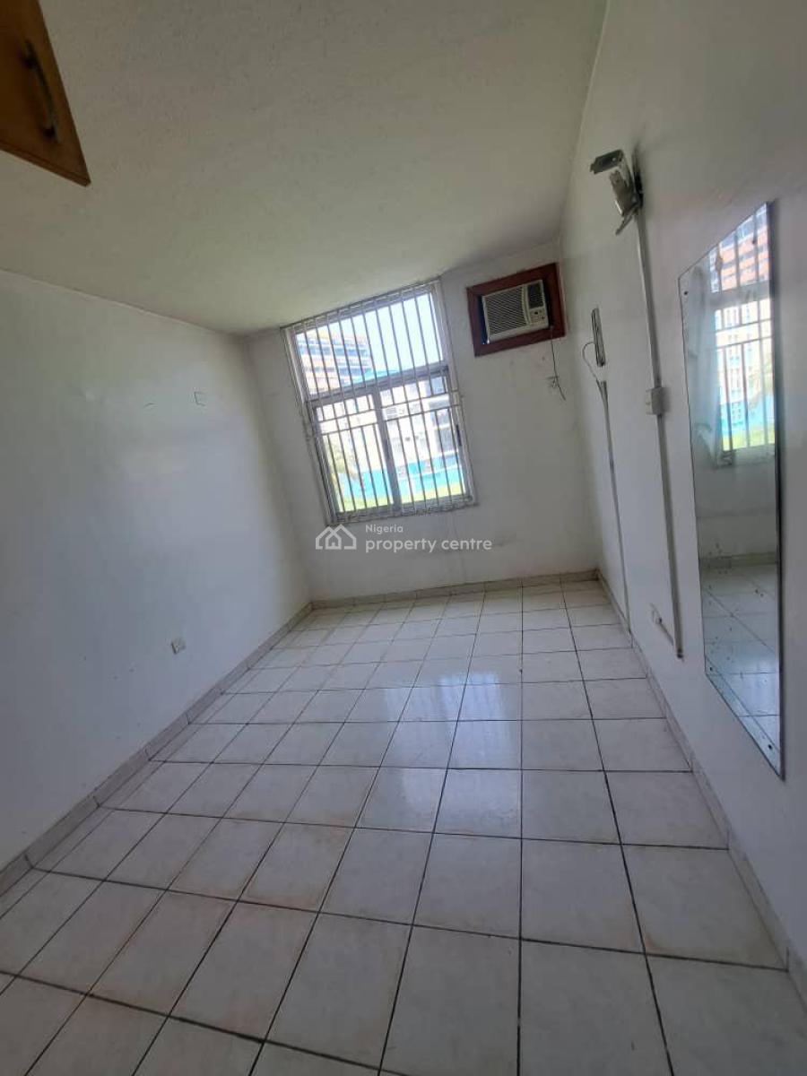 Service Four Bedroom Flat  First Floor, 1004 Estate, Victoria Island (vi), Lagos, Flat / Apartment for Rent
