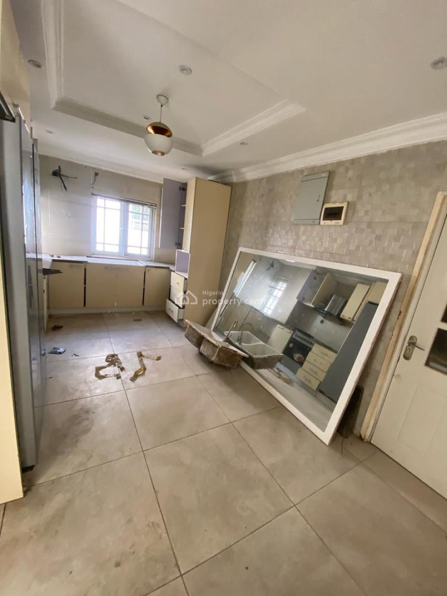 Luxury 2 Bedroom Apartment, Lekki Phase 1, Lekki, Lagos, Flat / Apartment for Rent
