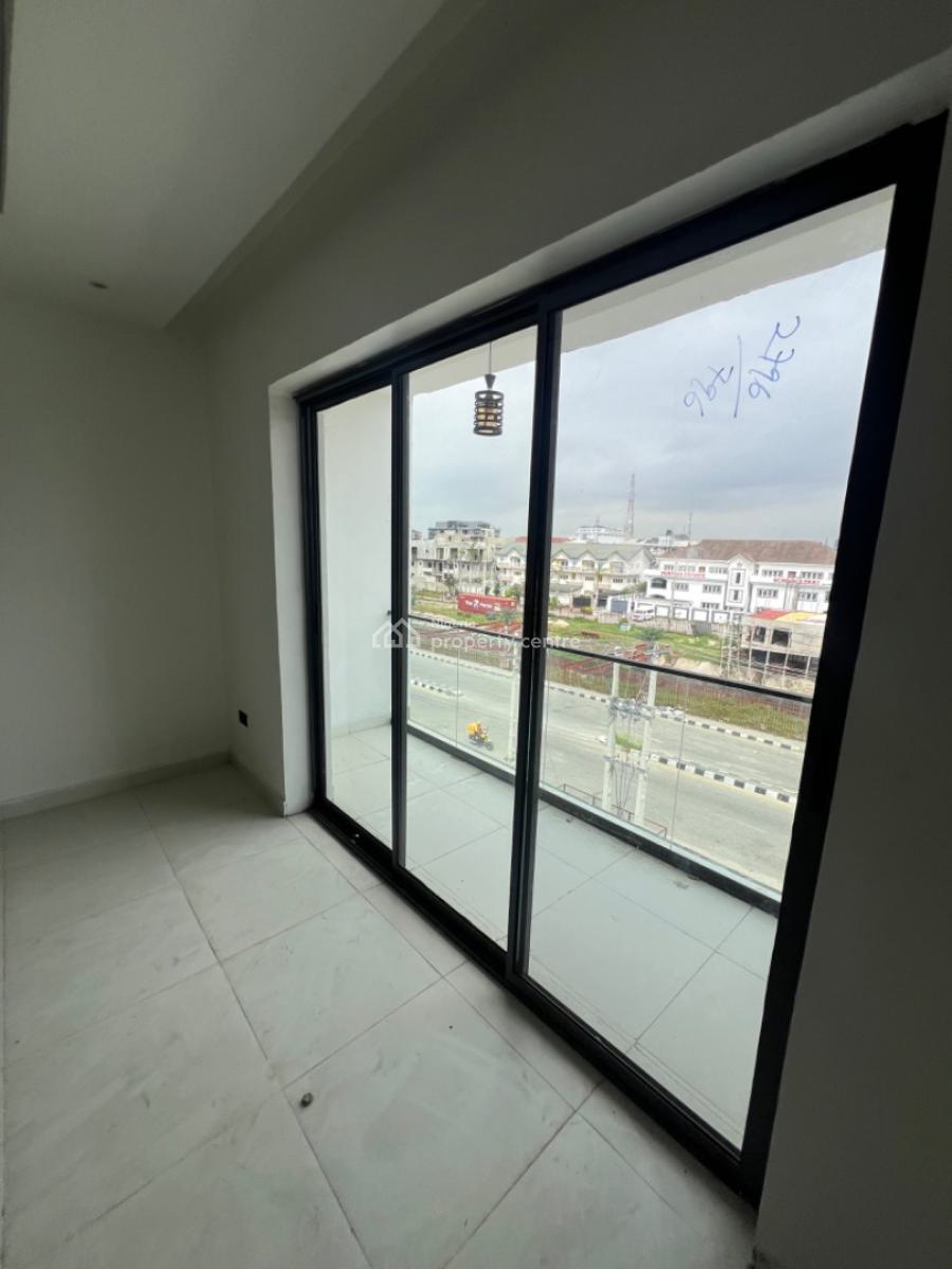 Newly Built City View 2 Bedroom Apartment with a Pool and Elevator, Lekki Phase 1, Lekki, Lagos, Flat / Apartment for Rent